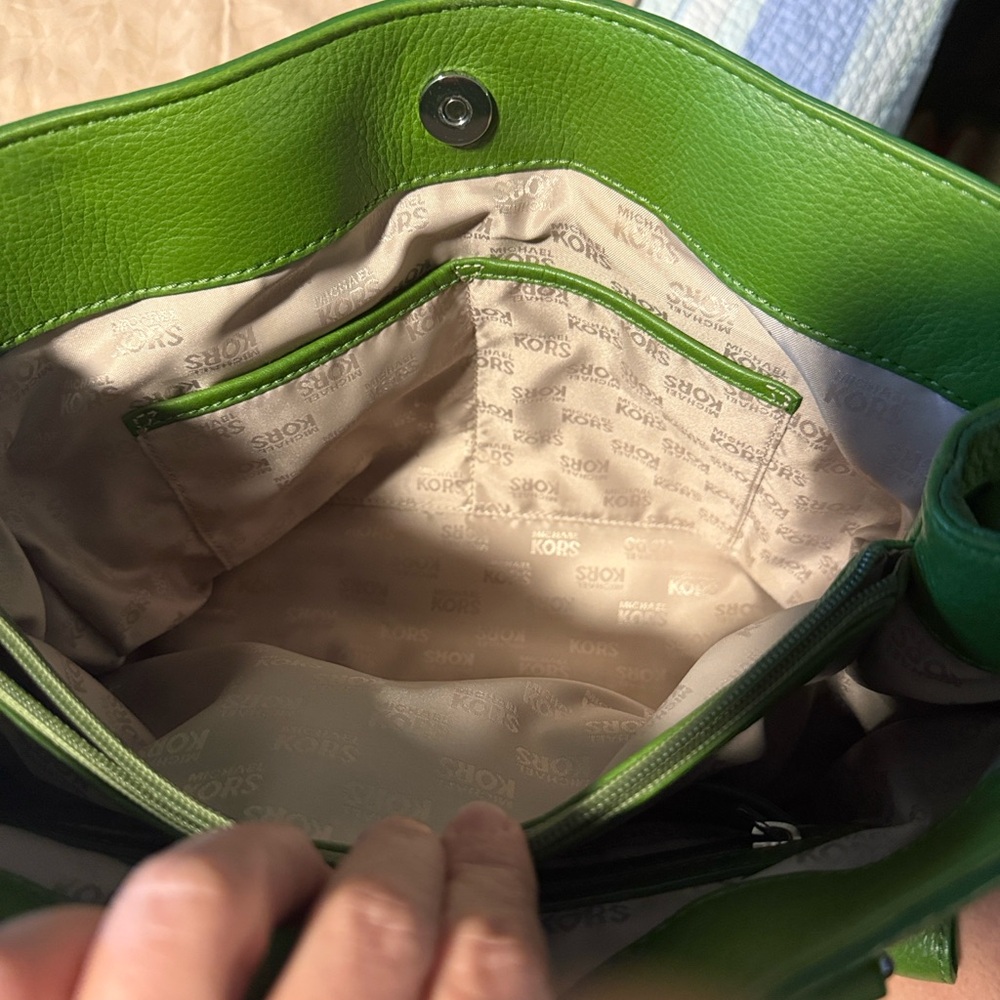 Michael Kors Vibrant Green Satchel - Picture 15 of 16